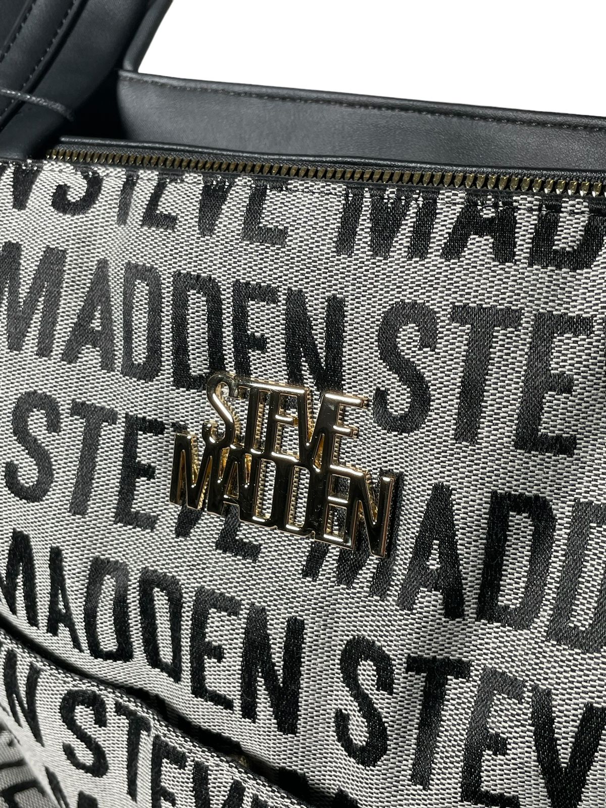 PAÑALERA STEVE MADDEN