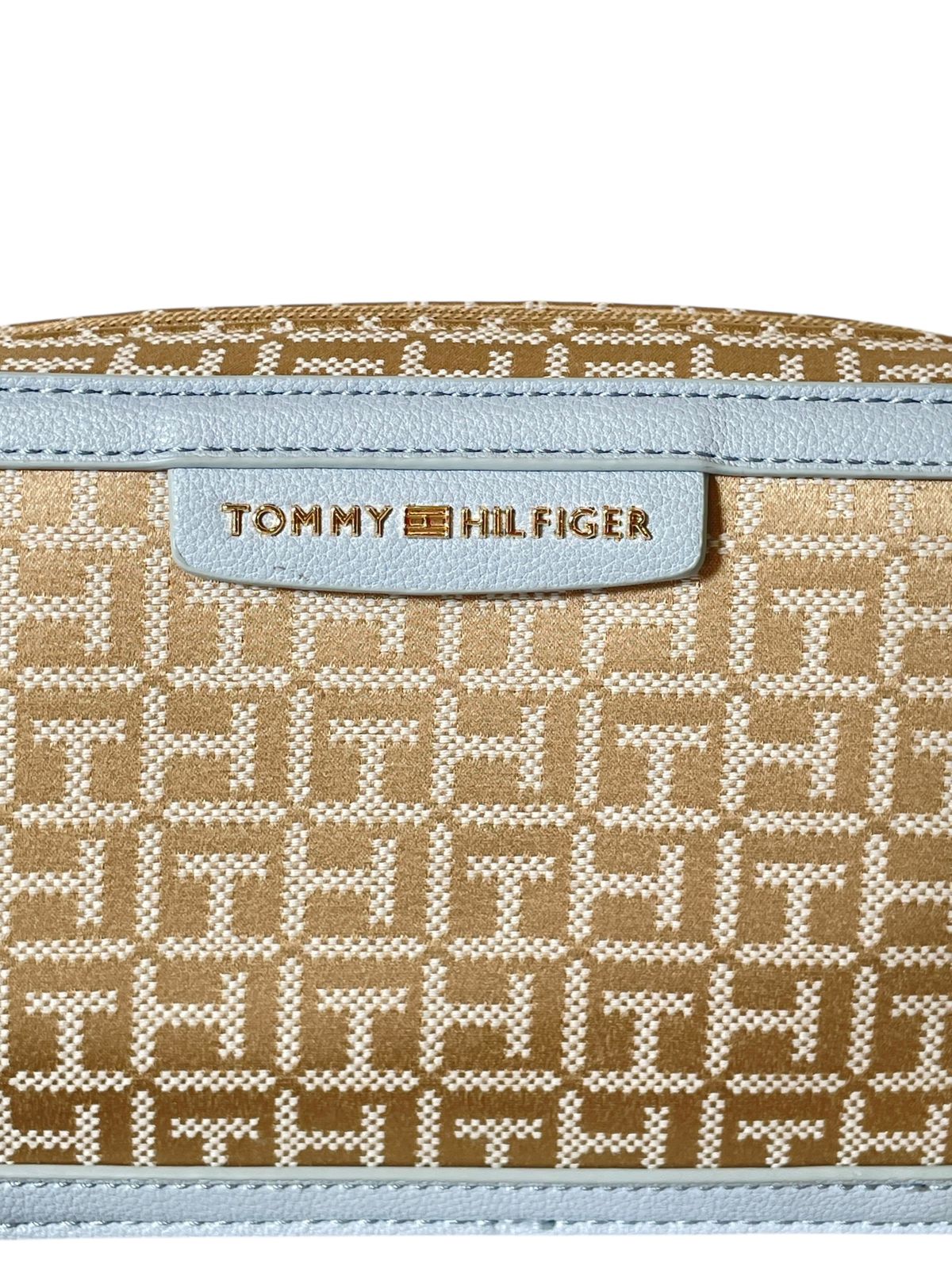 BOLSA TOMMY HILFIGER MONOGRAMA AZUL CLARO CROSSBODY ELEGANTE