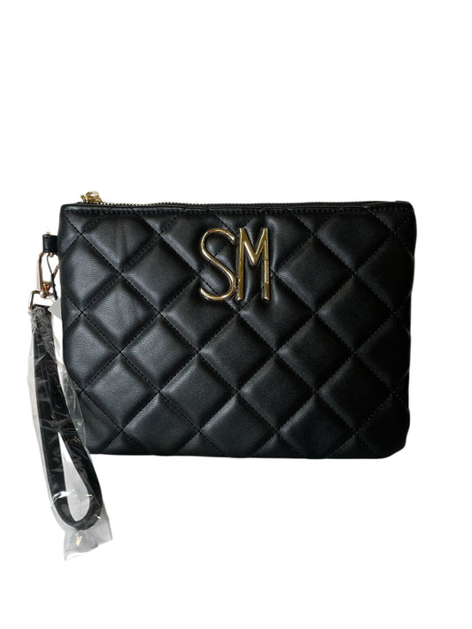 Clutch/Muñequera Acolchado Steve Madden – Elegancia en mano