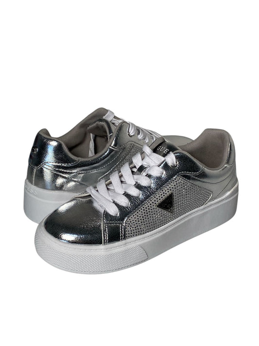 TENIS GUESS PLATEADOS - ESTILO URBANO Y MODERNO