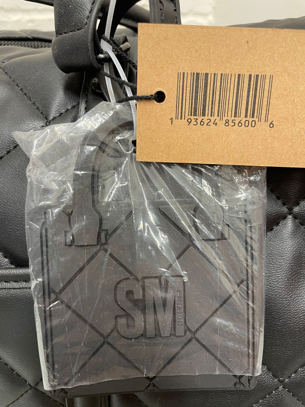 MALETA DE VIAJE STEVE MADDEN ACOLCHADA NEGRA